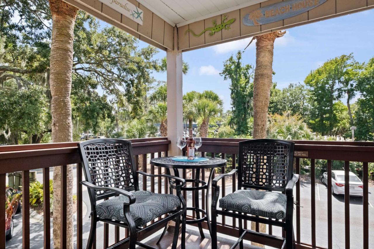 Villa With Prime Location Walk To Beach And Coligny! Hilton Head Island Exterior photo